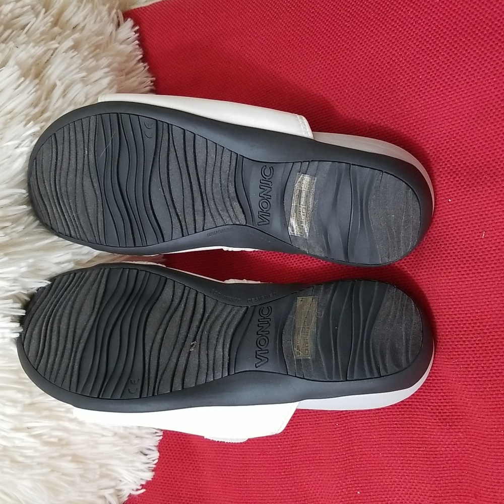 Vionic Sandals - image 6